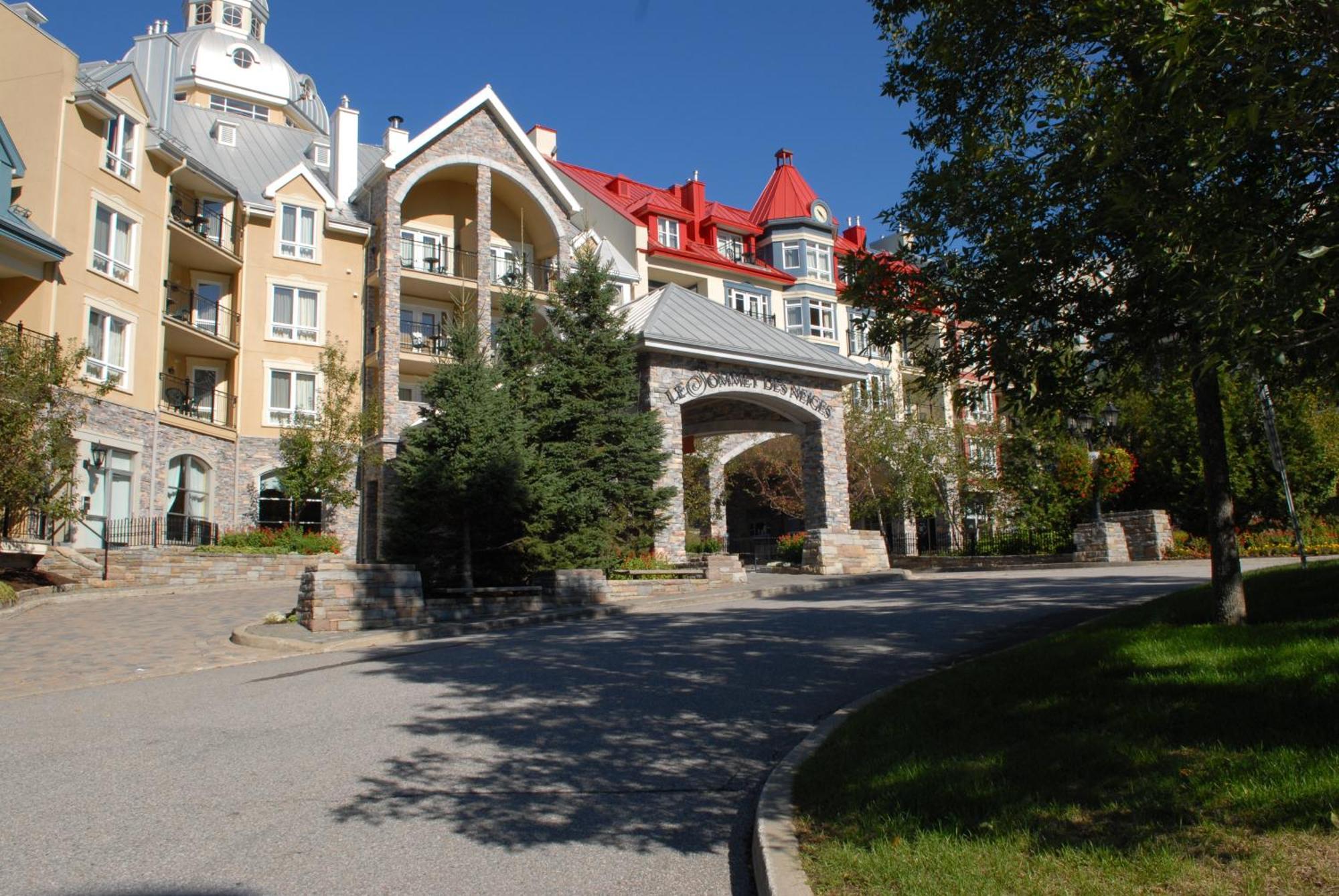 Hotel Sommet Des Neiges Mont-Tremblant Esterno foto